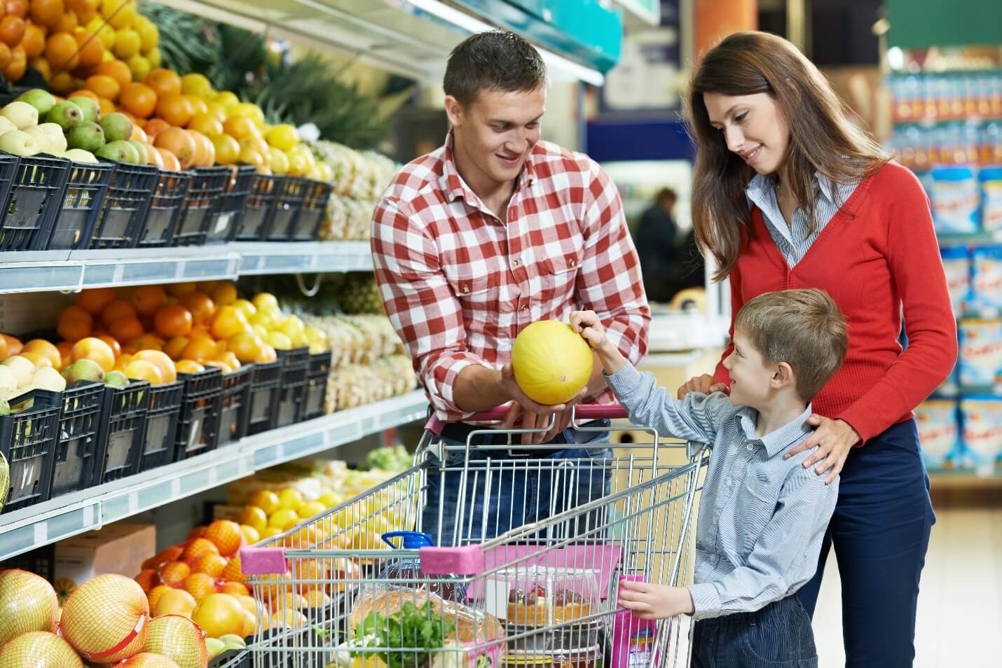 8 tips to Smart Grocery Shopping while on a Budget