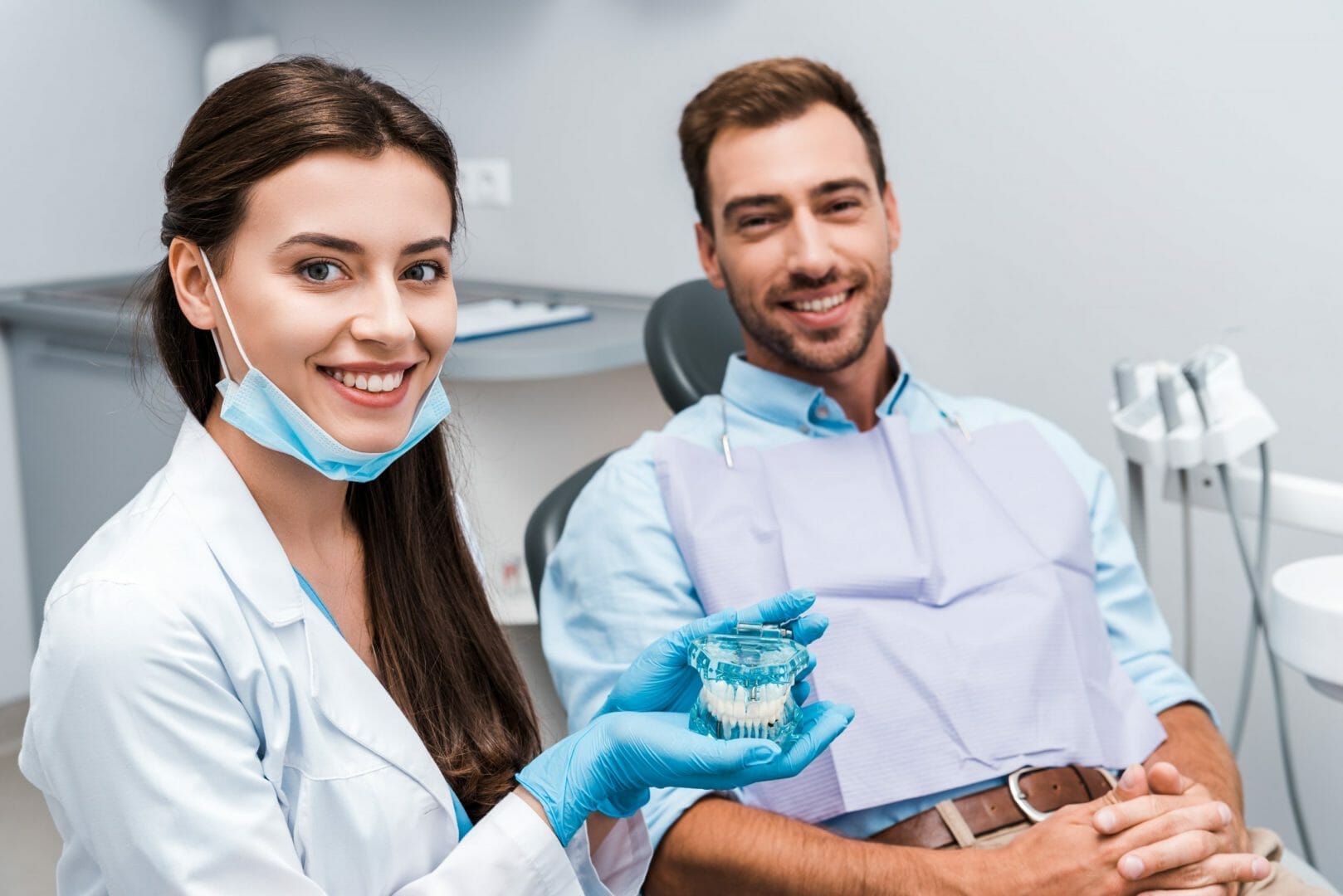 Five Things You Didn’t Know That Your Dentist Checks
